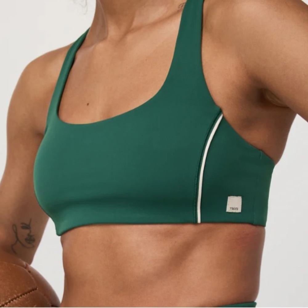 Vuori Daily piped bra